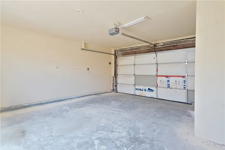 1039 W Avenue J-14, Lancaster, California 93534