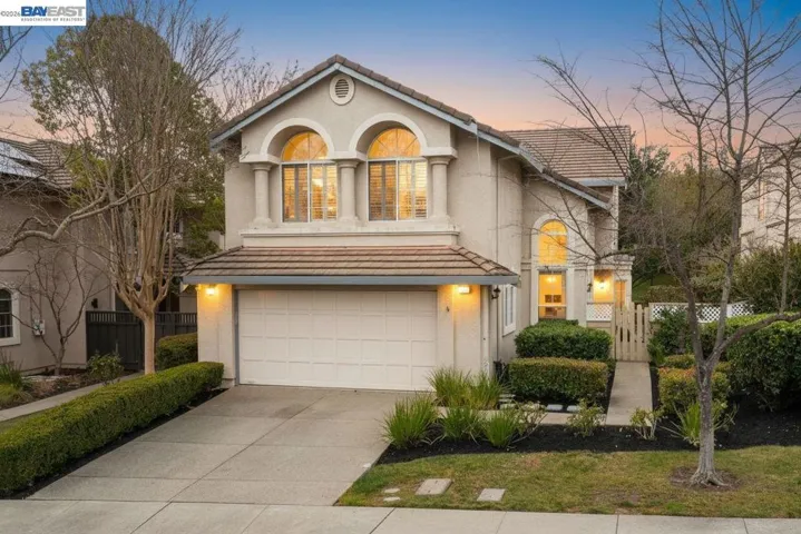 690 Glasgow Cir, Danville, California 94526
