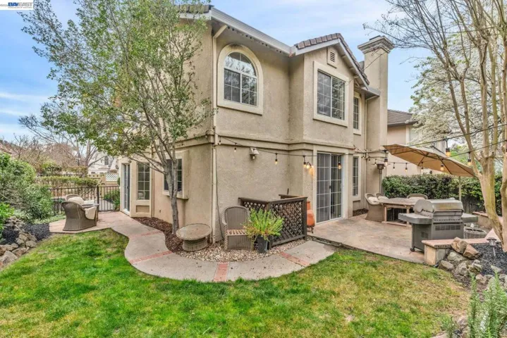 690 Glasgow Cir, Danville, California 94526