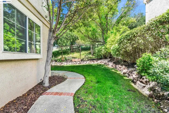 690 Glasgow Cir, Danville, California 94526