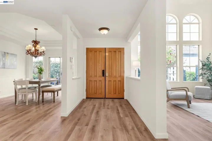 690 Glasgow Cir, Danville, California 94526