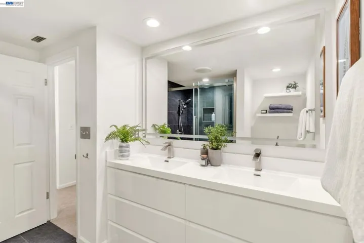 690 Glasgow Cir, Danville, California 94526