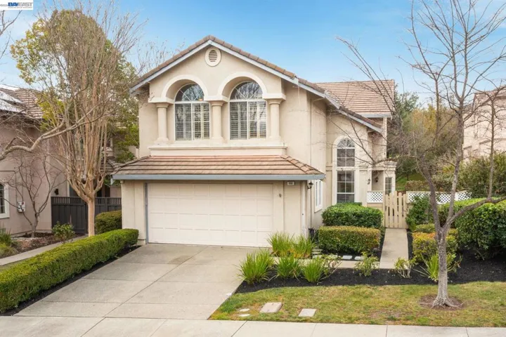 690 Glasgow Cir, Danville, California 94526