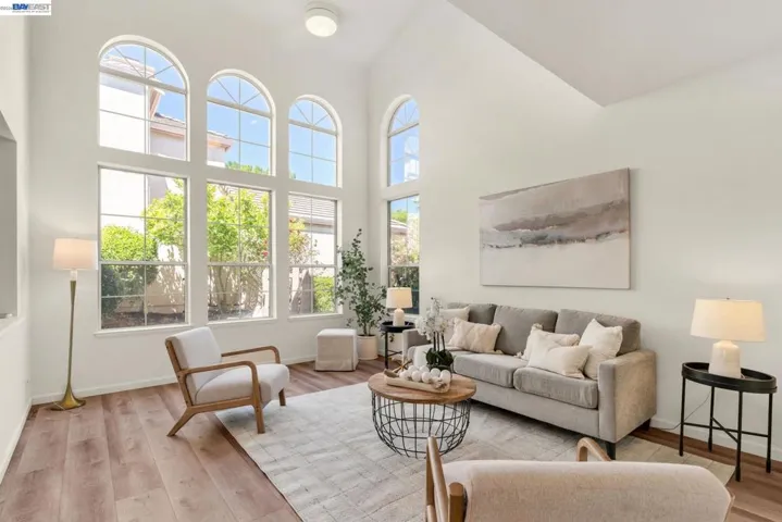 690 Glasgow Cir, Danville, California 94526