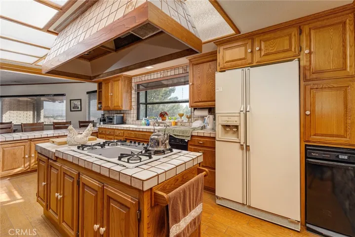 15283 Apple Valley, Apple Valley, California 92307