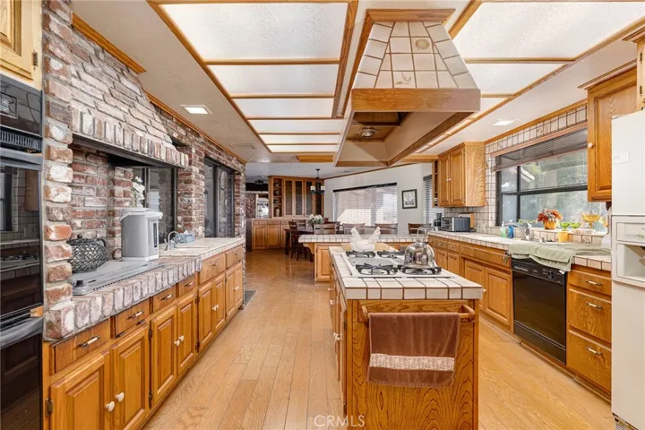 15283 Apple Valley, Apple Valley, California 92307