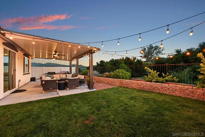 28327 Farm Creek, Valley Center, California 92082