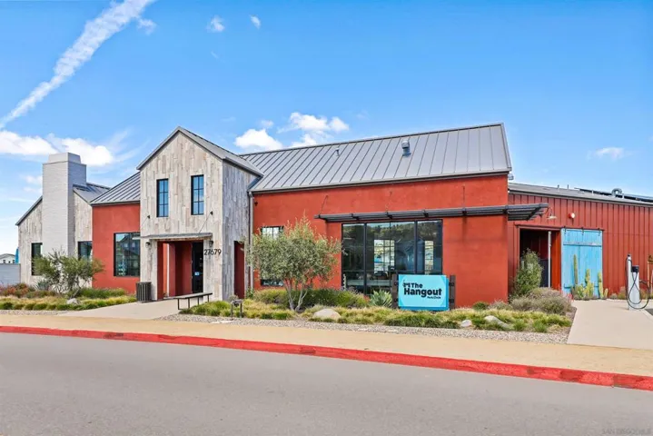 28327 Farm Creek, Valley Center, California 92082