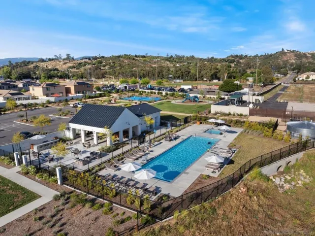 28327 Farm Creek, Valley Center, California 92082