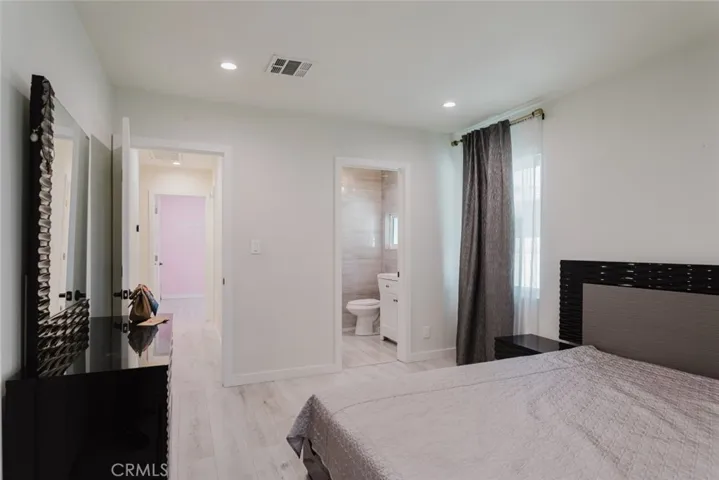 16155 Hamlin Street, Van Nuys, California 91406