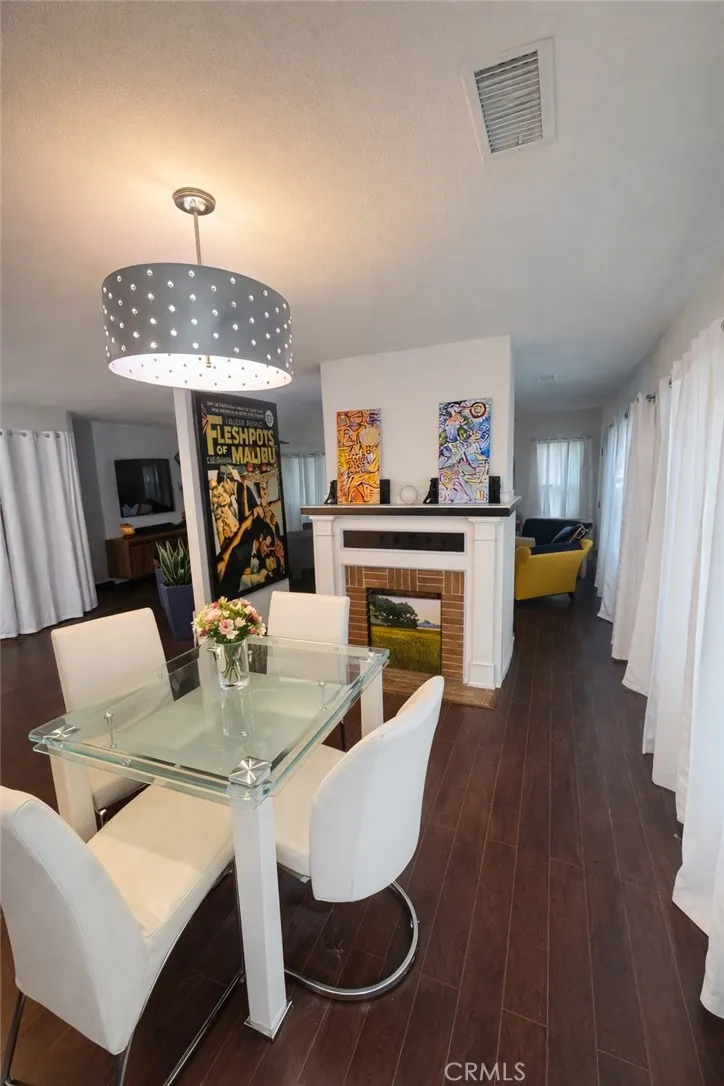 800 N Hobart, Los Angeles, California 90029 — photo 4
