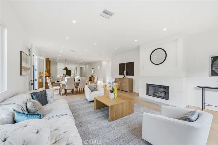 5110 Orange, Los Angeles, California 90008
