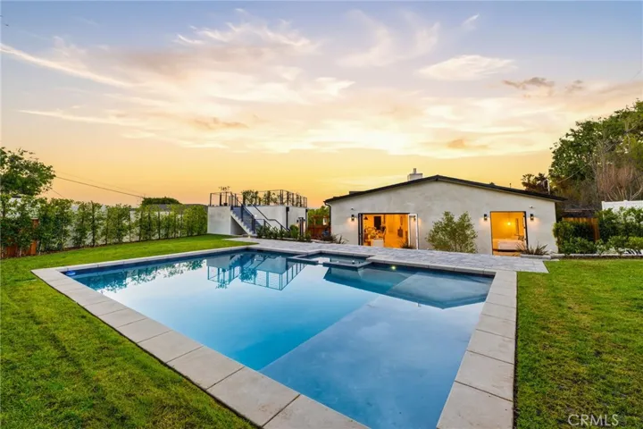 5110 Orange, Los Angeles, California 90008