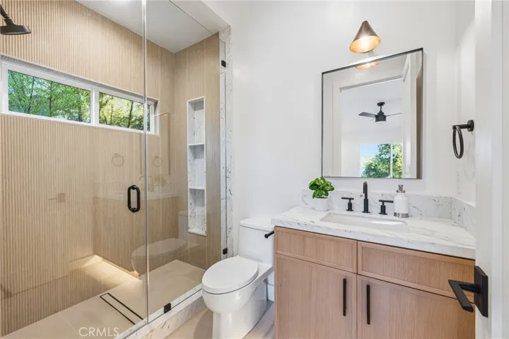 5110 Orange, Los Angeles, California 90008