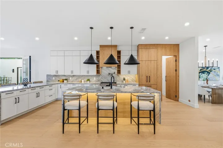 5110 Orange, Los Angeles, California 90008