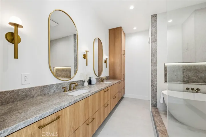 5110 Orange, Los Angeles, California 90008