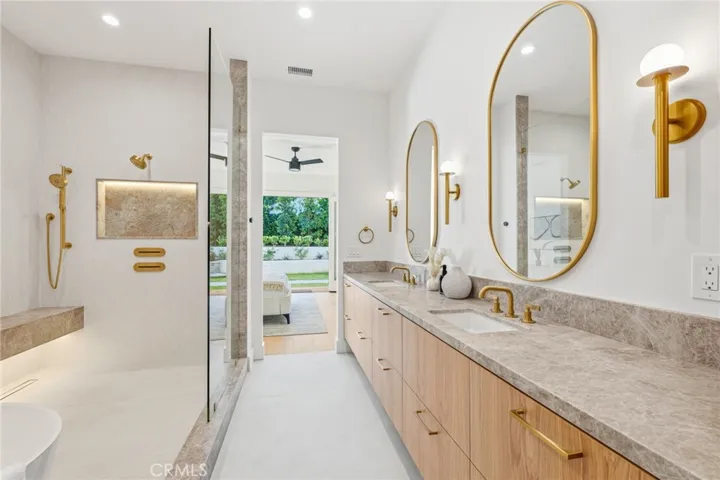 5110 Orange, Los Angeles, California 90008