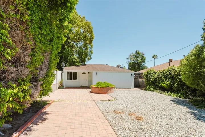 4334 Pennsylvania Avenue, La Crescenta, California 91214