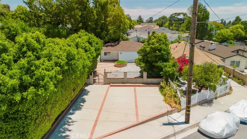 4334 Pennsylvania Avenue, La Crescenta, California 91214