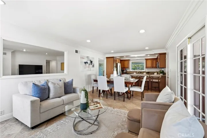 1110 E Meats Avenue, Orange, California 92865