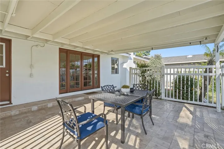 1110 E Meats Avenue, Orange, California 92865