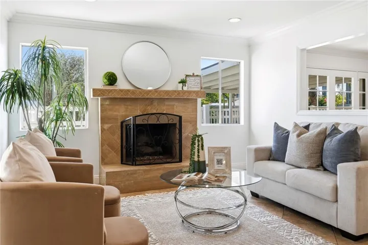1110 E Meats Avenue, Orange, California 92865
