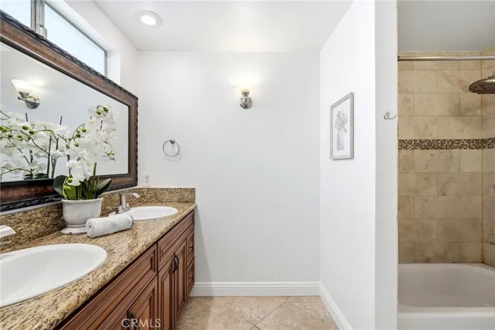 1110 E Meats Avenue, Orange, California 92865