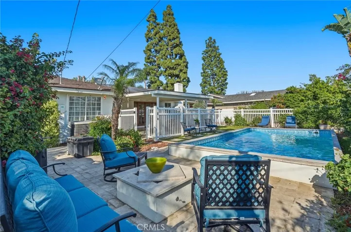 1110 E Meats Avenue, Orange, California 92865