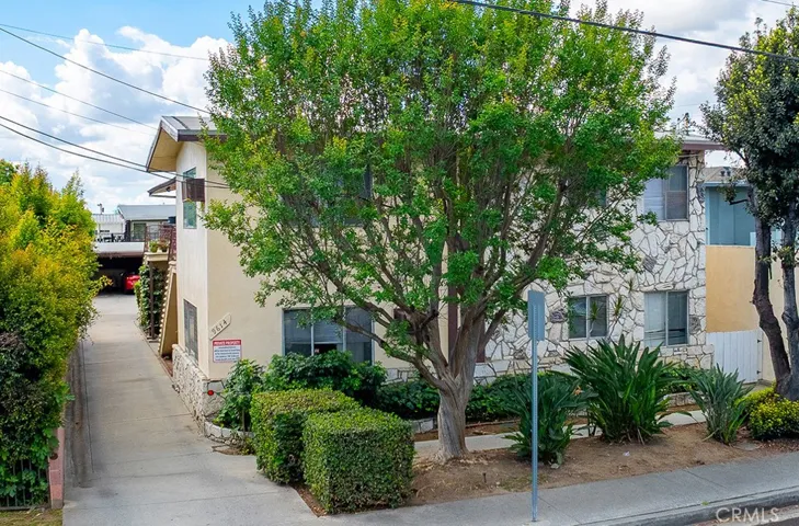 9614 Live Oak Avenue, Temple City, California 91780