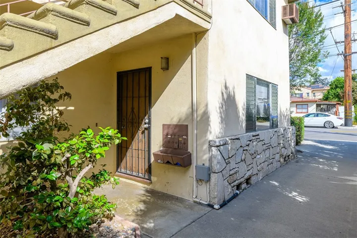 9614 Live Oak Avenue, Temple City, California 91780