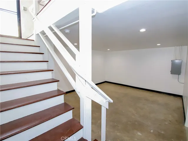 212 N San Fernando Boulevard, Burbank, California 91502