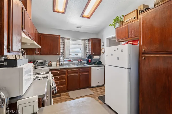14324 Lear, Mojave, California 93501