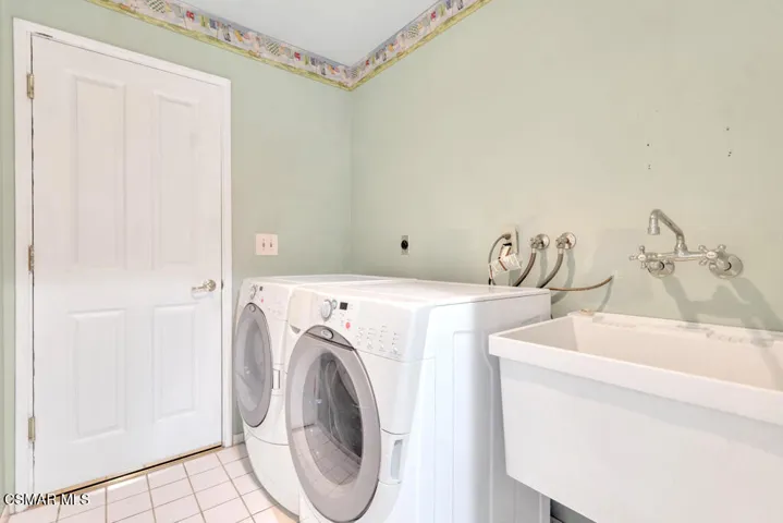 3673 Valencia Ave-HsHProd-24