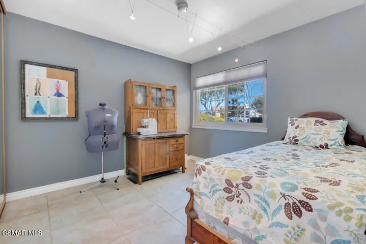 3673 Valencia Ave-HsHProd-20
