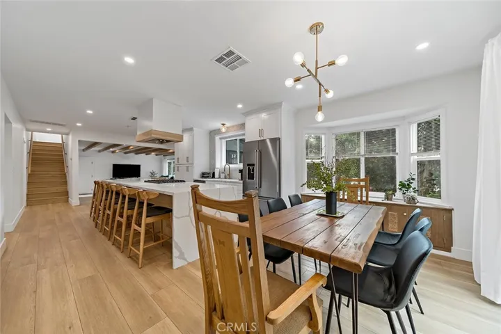 2925 W Oak, Burbank, California 91505