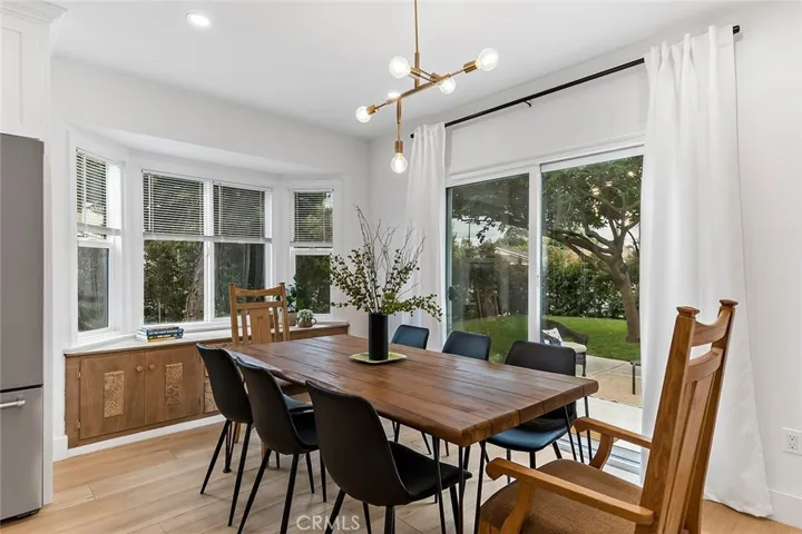 2925 W Oak, Burbank, California 91505