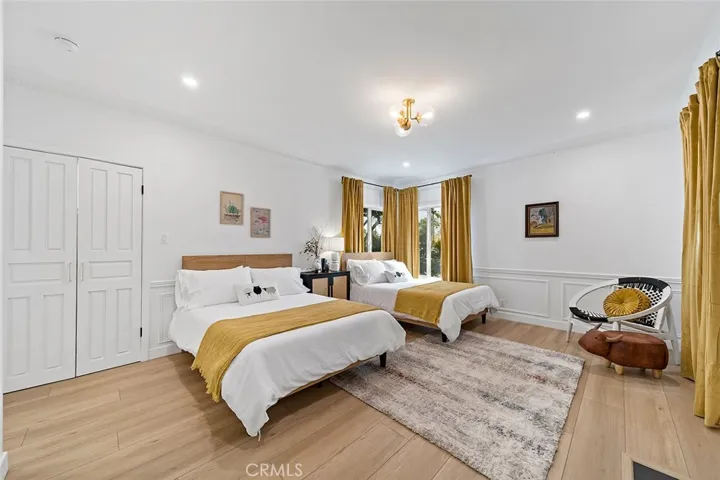 2925 W Oak, Burbank, California 91505