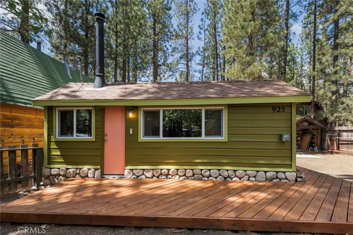 925 W Rainbow, Big Bear City, California 92314