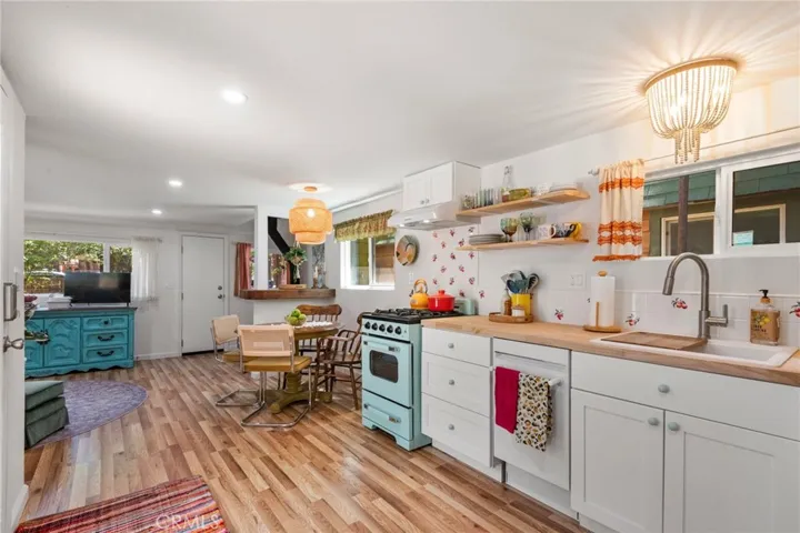 925 W Rainbow, Big Bear City, California 92314