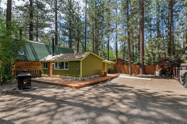 925 W Rainbow, Big Bear City, California 92314