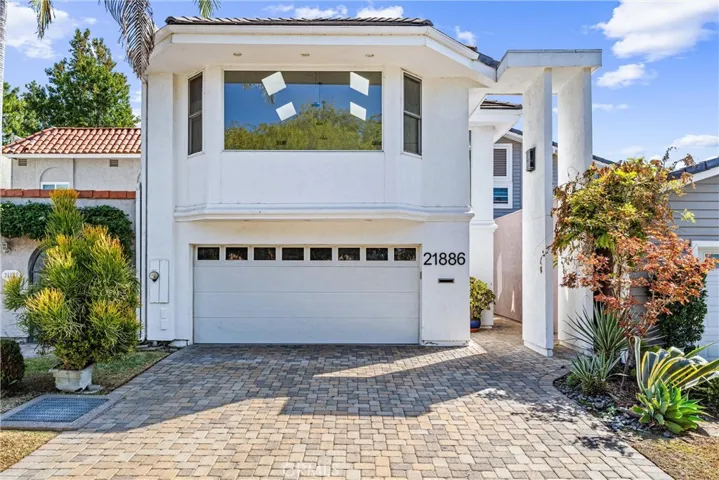 21886 Winnebago, Lake Forest, California 92630