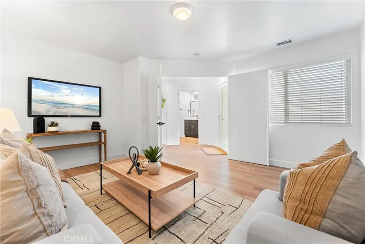 21886 Winnebago, Lake Forest, California 92630