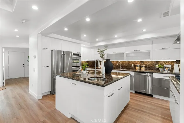 21886 Winnebago, Lake Forest, California 92630