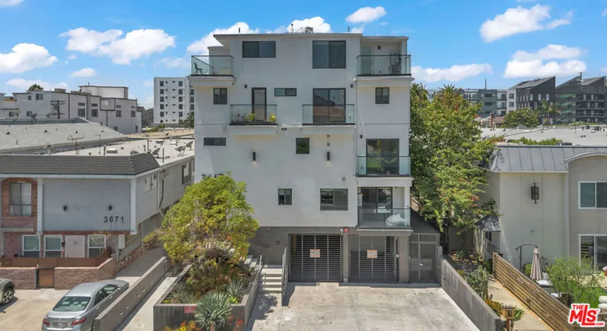3667 Mentone Avenue 2, Los Angeles, California 90034