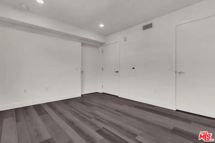 3667 Mentone Avenue 2, Los Angeles, California 90034