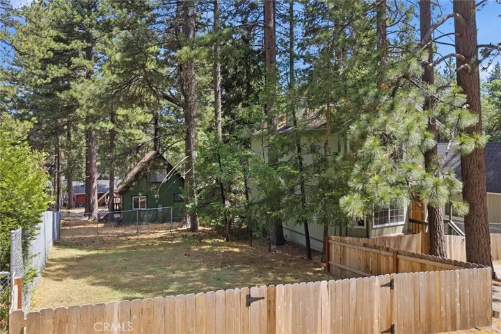 Usable Lot for expanding residence, or putting in a garage or second residence