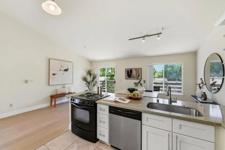 929 E El Camino Real 424f, Sunnyvale, California 94087
