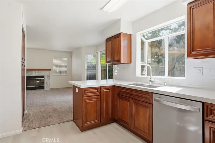 3719 Leyburn Court, Bakersfield, California 93311