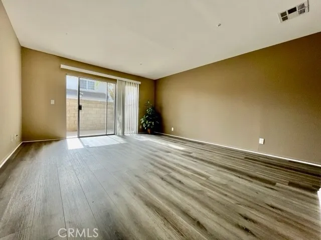 17181 Elm Street 4, Huntington Beach, California 92647