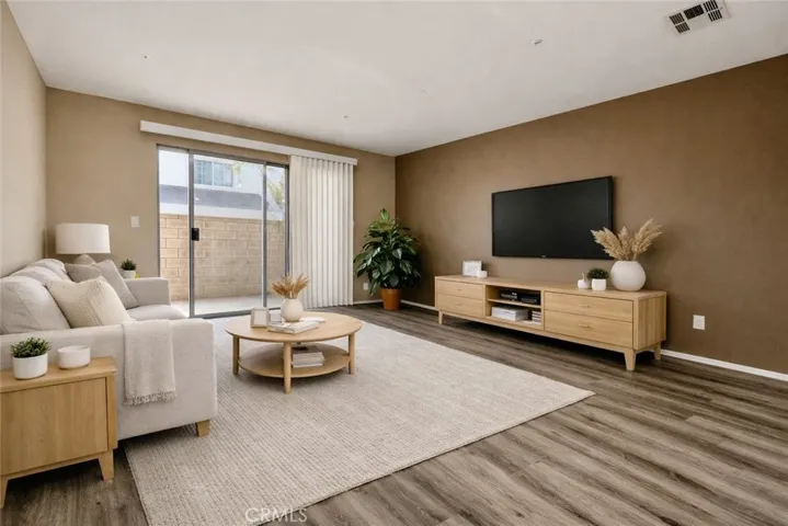 17181 Elm Street 4, Huntington Beach, California 92647